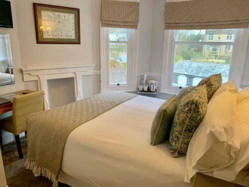 The Claremont Hotel-adult Only