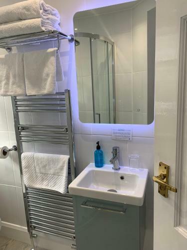 The Claremont Hotel-adult Only