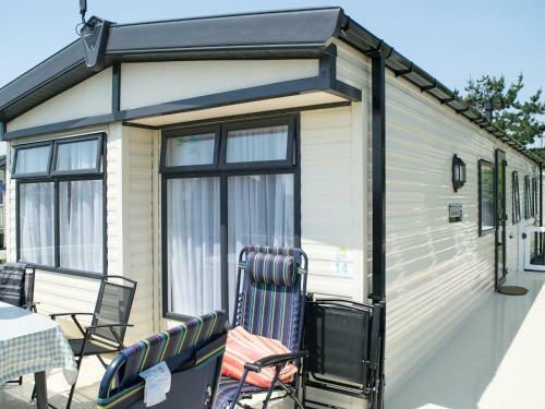 Bude Holiday Resort - Families And Couples Only