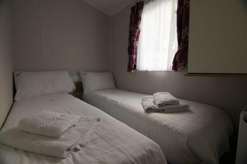 Bude Holiday Resort - Families And Couples Only