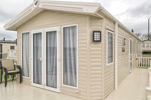 Bude Holiday Resort - Families And Couples Only