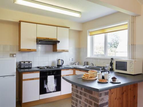 Chudleigh Bungalow 6