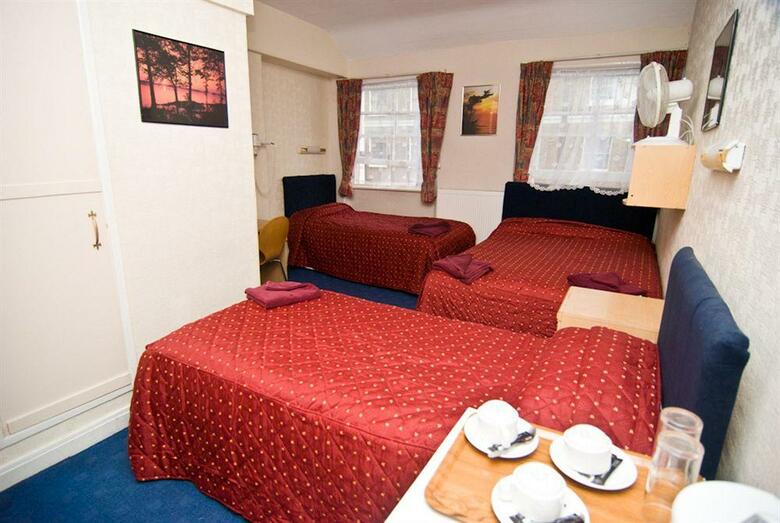 Boston Court Hotel