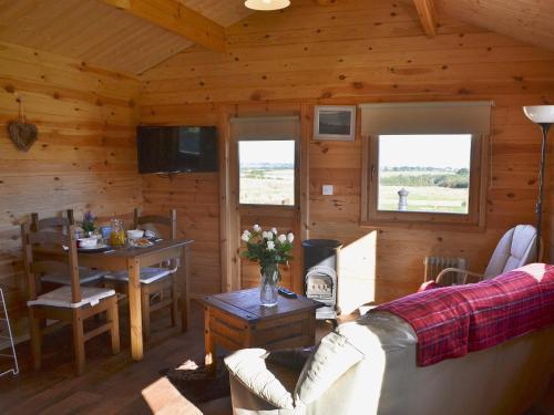 Buttercup Lodge