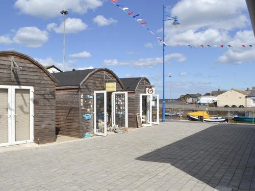 Buttercup Lodge