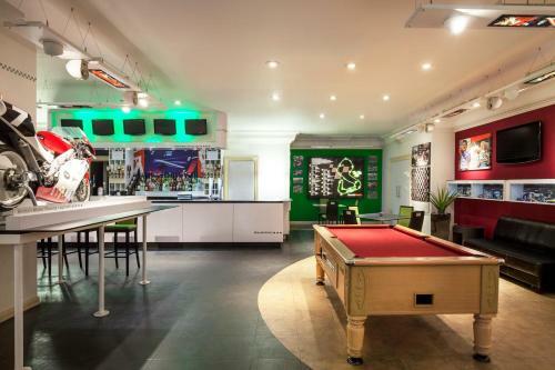 Mercure Dartford Brands Hatch Hotel & Spa