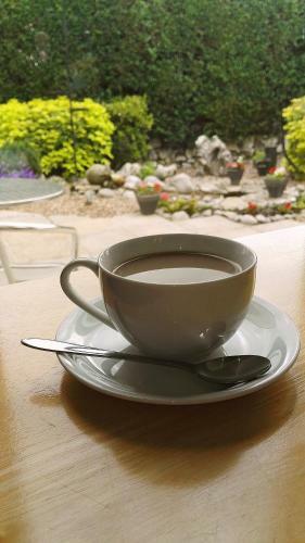 Hostal Holly Grange