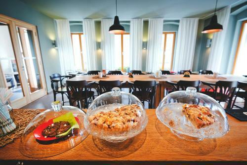 Hostal Restaurace A Pension H?eb�k�rna