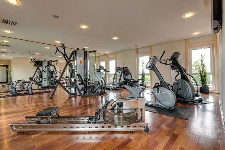 Hotel Park Inn By Radisson K�ln City West