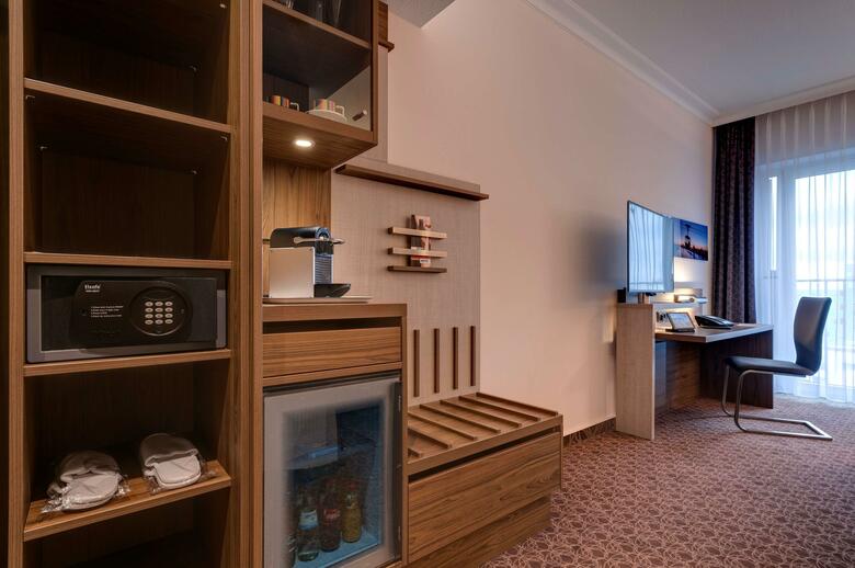 Hotel Park Inn By Radisson K�ln City West