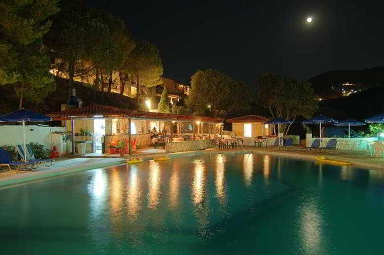 Apartamentos Celia Yria