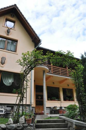 Hostal Popasul Vanatorilor