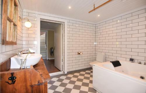 Holiday Home Algaras With Fireplace I