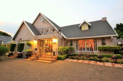 Hostal Avalon Guest Manor