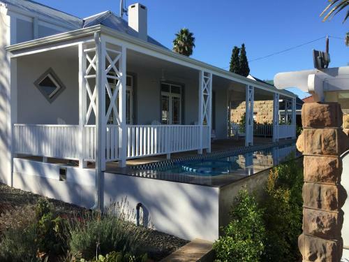 Hostal Shades Of Africa
