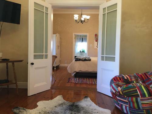 Hostal Shades Of Africa