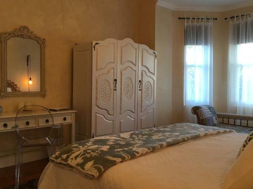 Hostal Shades Of Africa