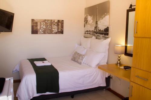 Hostal Albert Road Garden Guest House