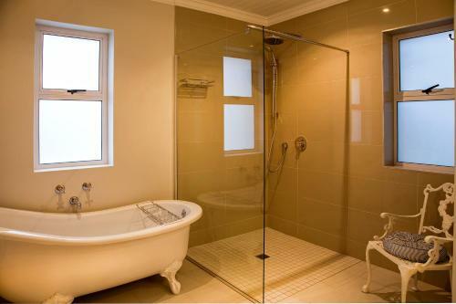 Hostal Bright On 5th Guest House