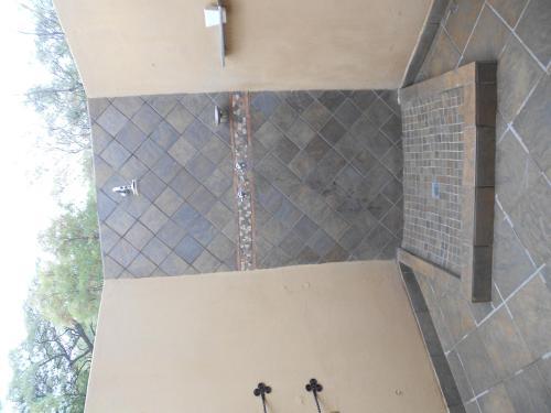 Izapa Bush And Game Lodge