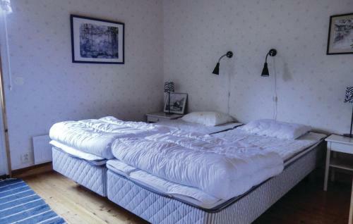 Holiday Home Rockneby With Fireplace I