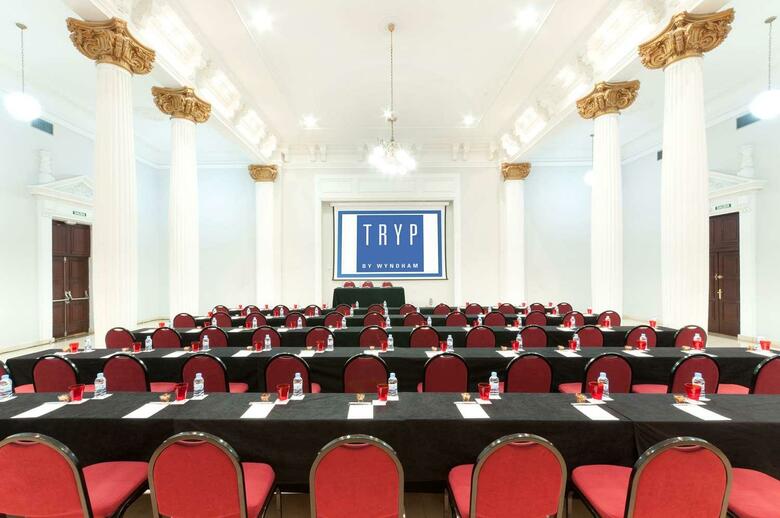 Hotel TRYP Madrid Atocha