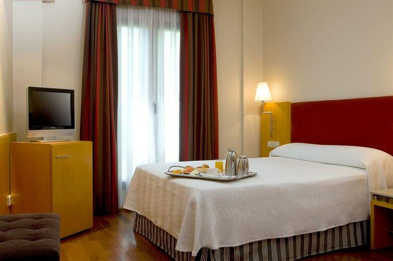 Leonardo Hotel Madrid City Center