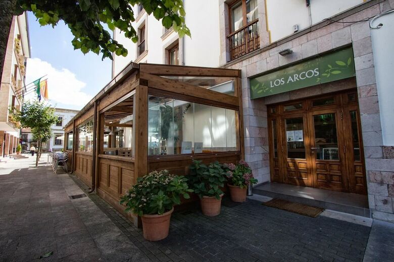 Hotel Arcea Los Lagos