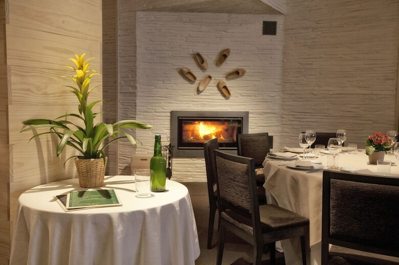 Hotel Arcea Los Lagos