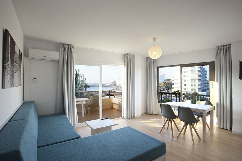 Playamar Hotel & Apartments