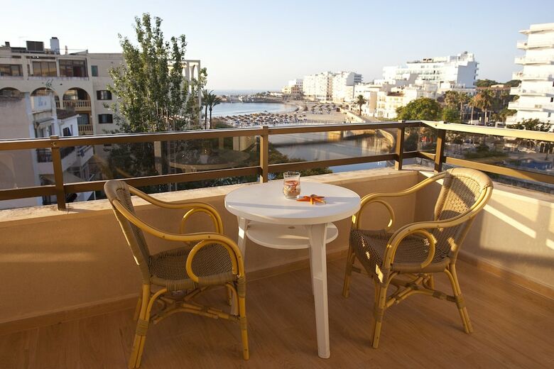 Playamar Hotel & Apartments