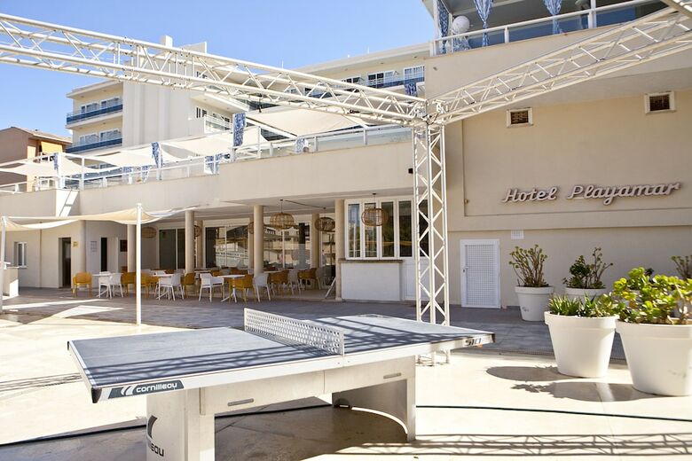 Playamar Hotel & Apartments