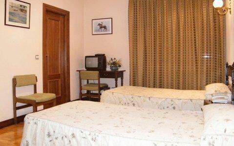 Hotel Castellano I