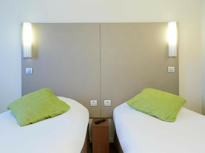 Hotel Campanile Saint Quentin En Yvelines
