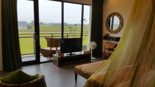 Jiaoxi 320 B&B