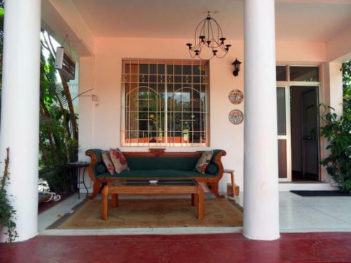 Hostal Boulevard Inn