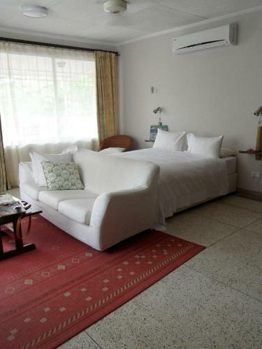 Hostal Boulevard Inn