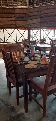 Hostal Mohammed Bungalows And Restuarant
