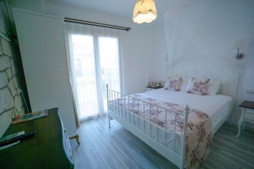 Hostal La Mira Ala�at?