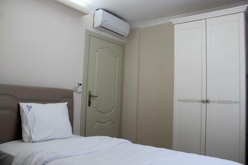 Apartamento Esa Suite Hotel