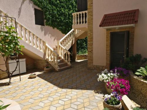 Villa Raduga 514