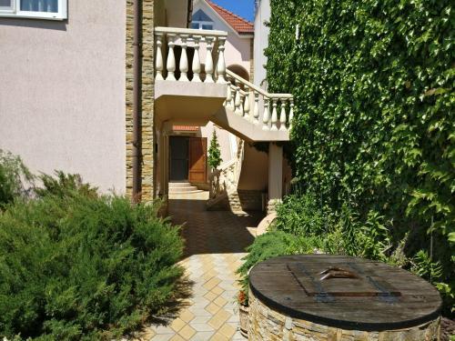 Villa Raduga 514