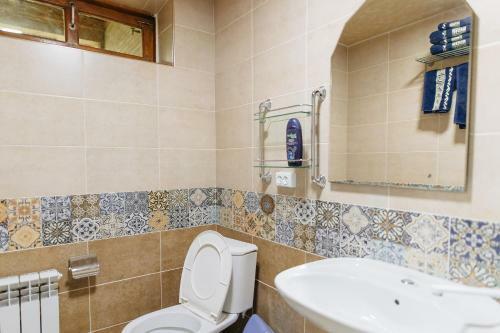 Hostal Trip.le Guest House