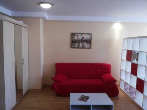 Apartment Red And White