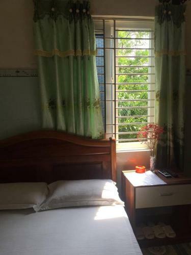 Hostal Huong Hoa Guesthouse