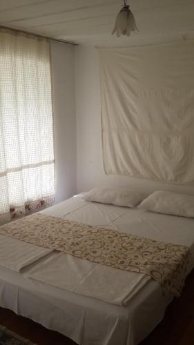 Hostal Hayat Alti Guest House