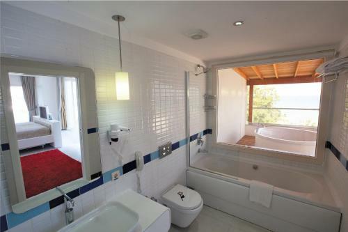 Hotel Batihan Beach Resort & Spa - 24h All Inclusive