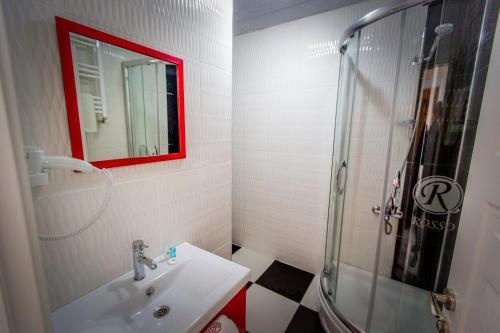Rosso Hotel