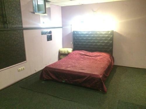 Hostal Guest House Revolyutsii 28