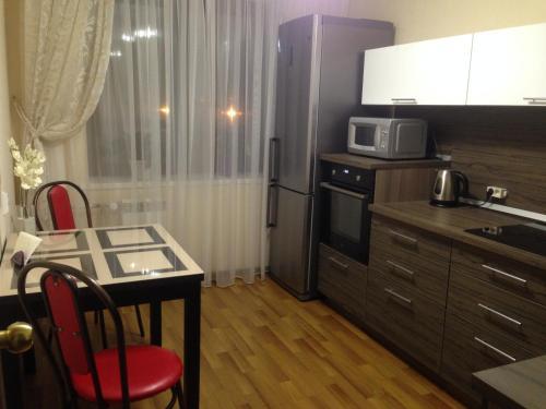 Apartment On Polyakova